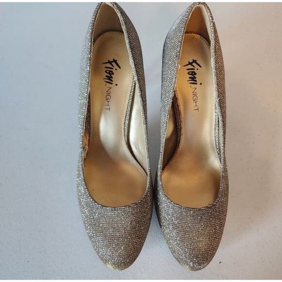 Fiona Night Sparkle Silver and Gold  Pumps Heels Stilettos, Sz 8 - Picture 3 of 6